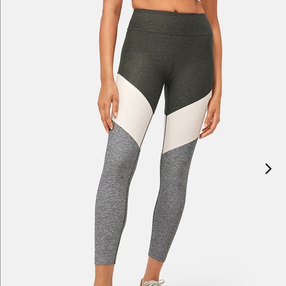 Outdoor voices 7/8 legging - Picture 4 of 6